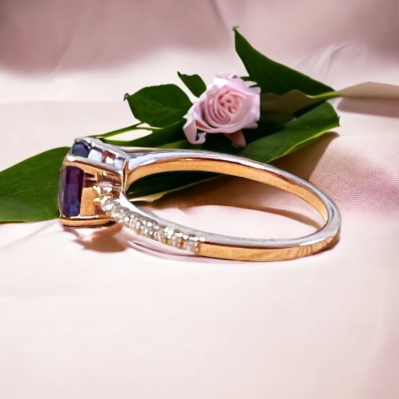Solid 10K Rose Gold Alexandrite Ring, Size 6 Sizable from size 4 to 8 - Picture 7 of 7